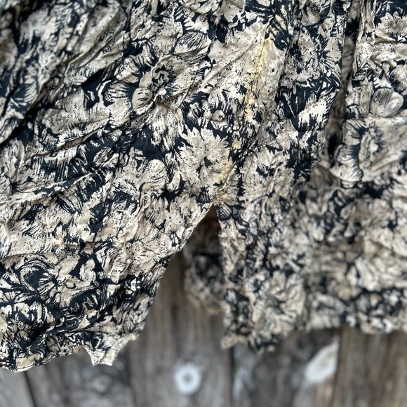 Women’s skirt size: medium - Picture 5 of 5